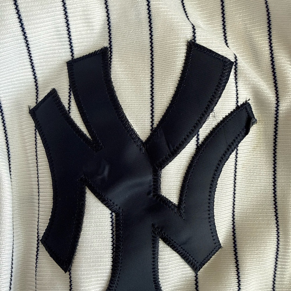 Majestic White and Black Pinstripe Jersey - Picture 4 of 6